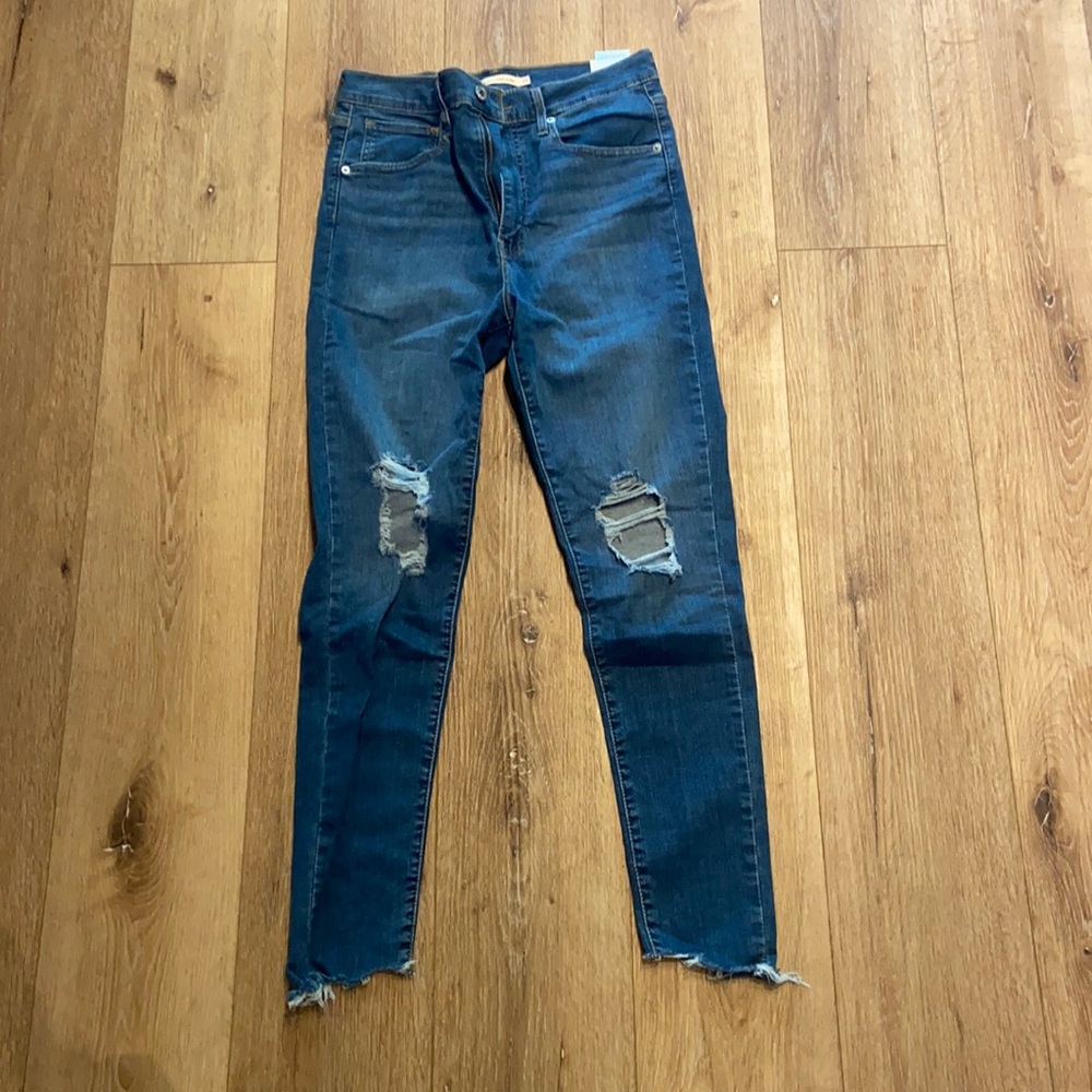 Levi’s Mile High Super Skinny Ripped Jeans